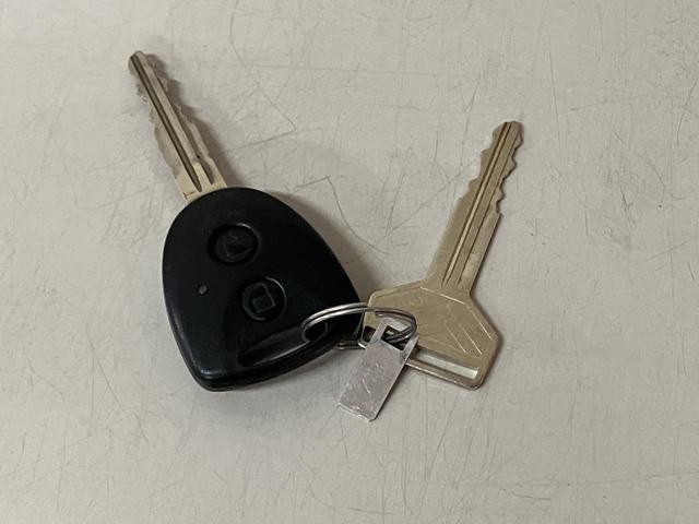 ピクシスバンクルーズターボ　ＳＡIII／７インチナビ／マット／バイザー７インチナビ／ドライブレコーダー／マット／ワイドバイザー／キーレスエントリー／電動格納ミラー／ＬＥＤヘッドランプ／マニュアルエアコン（大阪府）の中古車
