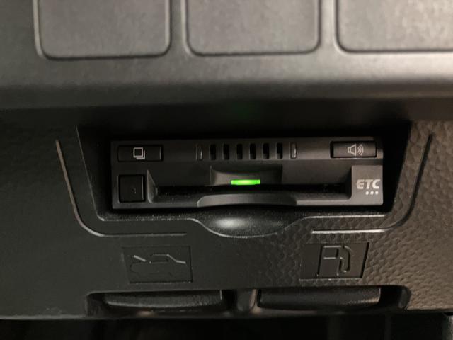 トールカスタムＧ　ＳＡII　　９インチナビ／ＥＴＣ／平成２９年式／走行６．４万キロ／車検整備付き／９インチナビ／ＥＴＣ／両側パワースライドドア／キーフリー／ＬＥＤヘッドライト／衝突軽減ブレーキ／フォグランプ／クルーズコントロール／オートライト（大阪府）の中古車