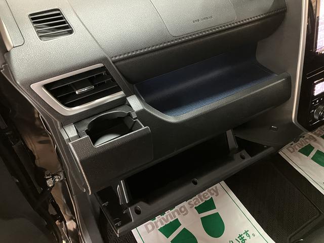 トールカスタムＧ　ＳＡII　　９インチナビ／ＥＴＣ／平成２９年式／走行６．４万キロ／車検整備付き／９インチナビ／ＥＴＣ／両側パワースライドドア／キーフリー／ＬＥＤヘッドライト／衝突軽減ブレーキ／フォグランプ／クルーズコントロール／オートライト（大阪府）の中古車