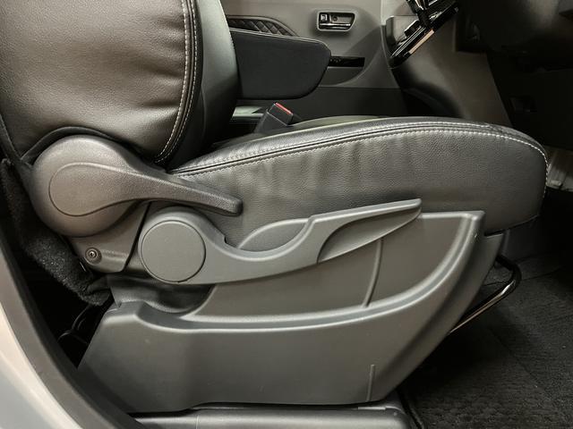 タントカスタムＲＳ　パノラマモニター／走行０．５万キロ／令和１年式／走行０．５万キロ／車検整備付き／オーディオレス／ターボ車／パノラマモニター／駐車支援／アダプティブクルーズコントロール／革巻きステアリング／ＬＥＤヘッドライト両側パワースライドドア（大阪府）の中古車