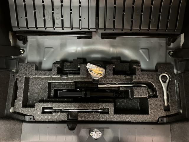 タントカスタムＲＳ　パノラマモニター／走行０．５万キロ／令和１年式／走行０．５万キロ／車検整備付き／オーディオレス／ターボ車／パノラマモニター／駐車支援／アダプティブクルーズコントロール／革巻きステアリング／ＬＥＤヘッドライト両側パワースライドドア（大阪府）の中古車