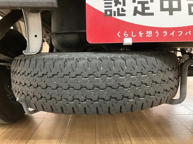 ハイゼットトラックスタンダード／４ＷＤ／５ＭＴ／走行２．１万キロ／新車保証継承４ＷＤ／５ＭＴ／走行２．１万キロ／令和６年式／新車保証継承／ＬＥＤヘッドライト／ＬＥＤフォグランプ／衝突軽減ブレーキ／荷台作業灯／ゲートプロテクター／ＦＭ＆ＡＭラジオ／（大阪府）の中古車