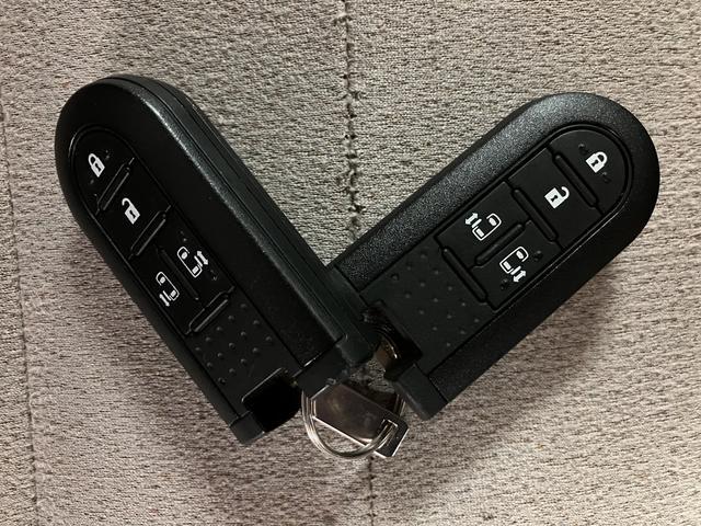 ムーヴキャンバスGメイクアップリミテッド SAIII ナビ/全方位カメラ/令和1年式/走行2.2万キロ/車検整備付き/ナビ(NSZN−W69D)/ETC/ドラレコ/両側パワースライドドア/LEDヘッドライト&フォグランプ/衝突軽減ブレーキ/サイドエアバッグ/(大阪府)の中古車