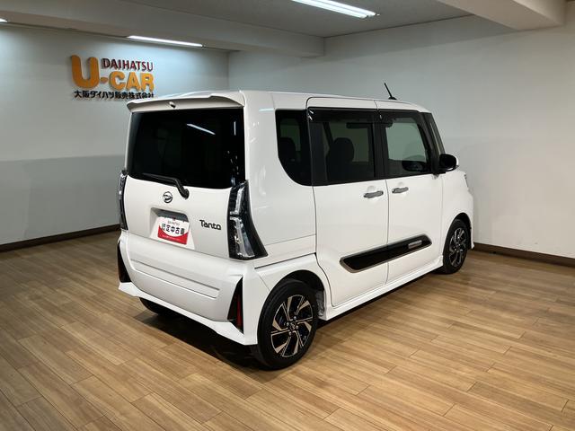 タントカスタムX 純正ナビ/パノラマモニター/走行1.3万キロ令和5年式/走行1.3万キロ/パノラマモニター/ETC/純正ナビ(NMZK−W73D)/フルセグ/Bluetooth/USB/両側パワースライドドア/キーフリー/衝突軽減ブレーキ/シートヒーター(大阪府)の中古車