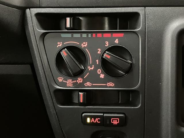 ハイゼットカーゴＤＸ／走行３．４万キロ／１年保証／車検整備渡し／ドラレコ／パワーウインドウ／キーレス／ＥＴＣ／アイドリングストップ／ＣＤ／ＦＭ＆ＡＭラジオ／車検整備付き／ドラレコ／令和２年式／走行３．４万キロ／（大阪府）の中古車