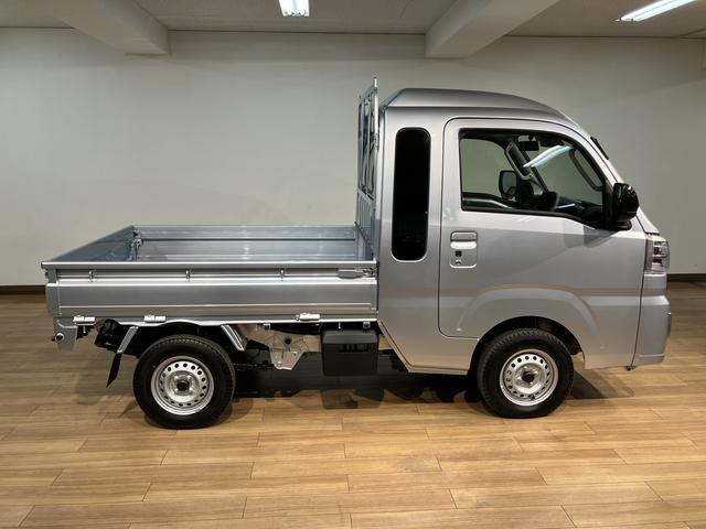 ハイゼットトラックジャンボエクストラ/新車保証継承/令和8年式/4WD4WD/新車保証継承/走行4km/令和8年式/届出済未使用車/オーディオレス/LEDヘッドライト・フォグランプ/オートライト/アダプティブドライビングビーム/キーフリー/荷台作業灯/電動格納ドアミラー(大阪府)の中古車