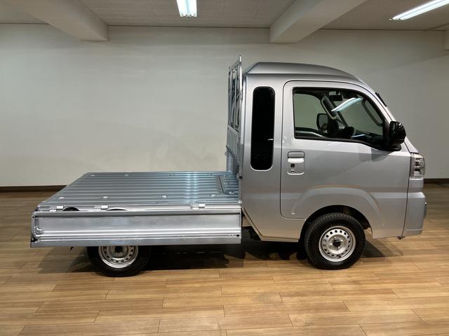 ハイゼットトラックジャンボエクストラ/新車保証継承/令和8年式/4WD4WD/新車保証継承/走行4km/令和8年式/届出済未使用車/オーディオレス/LEDヘッドライト・フォグランプ/オートライト/アダプティブドライビングビーム/キーフリー/荷台作業灯/電動格納ドアミラー(大阪府)の中古車