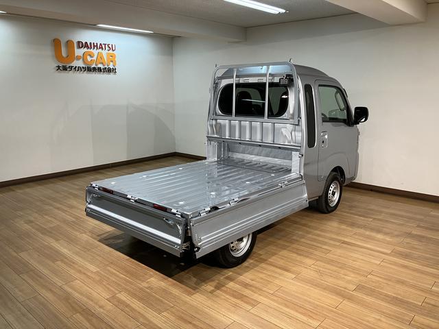 ハイゼットトラックジャンボエクストラ/新車保証継承/令和8年式/4WD4WD/新車保証継承/走行4km/令和8年式/届出済未使用車/オーディオレス/LEDヘッドライト・フォグランプ/オートライト/アダプティブドライビングビーム/キーフリー/荷台作業灯/電動格納ドアミラー(大阪府)の中古車