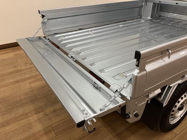 ハイゼットトラックジャンボエクストラ/新車保証継承/令和8年式/4WD4WD/新車保証継承/走行4km/令和8年式/届出済未使用車/オーディオレス/LEDヘッドライト・フォグランプ/オートライト/アダプティブドライビングビーム/キーフリー/荷台作業灯/電動格納ドアミラー(大阪府)の中古車