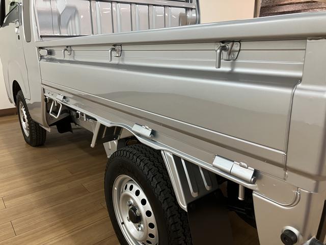 ハイゼットトラックジャンボエクストラ/新車保証継承/令和8年式/4WD4WD/新車保証継承/走行4km/令和8年式/届出済未使用車/オーディオレス/LEDヘッドライト・フォグランプ/オートライト/アダプティブドライビングビーム/キーフリー/荷台作業灯/電動格納ドアミラー(大阪府)の中古車