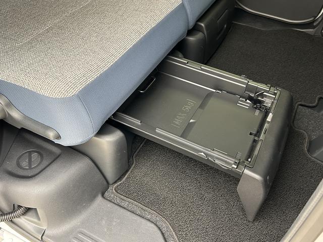 ムーヴキャンバスストライプスG/9インチディスプレイオーディオ/ETC車載器新車保証継承/走行2.6万km/バックカメラ/両側パワースライドドア/前席シートヒーター/ホットカップホルダー/LEDヘッドライト・フォグランプ/オートライト/オートハイビーム/ワイヤレス充電器(大阪府)の中古車
