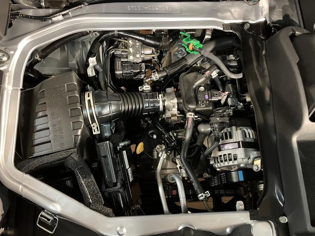 ハイゼットカーゴＤＸ／新車保証継承／走行４ｋｍ／令和８年式／ラジオ／キーレス新車保証継承／走行４ｋｍ／令和８年式／４ＷＤ／ＡＭ・ＦＭラジオ／キーレスエントリー／両側スライドドア／衝突被害軽減ブレーキ／コーナーセンサー／ハロゲンヘッドライト／フロントパワーウィンドウ（大阪府）の中古車