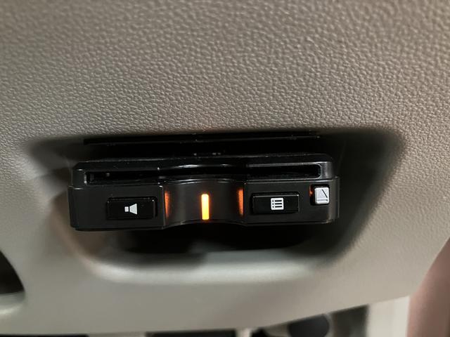 ムーヴX SAIII/純正7インチナビ/バックカメラ/ドラレコ平成29年式/走行40000キロ/ETC/運転席シートヒーター/オートエアコン/ステアリングスイッチ/オート格納ミラー/オートライト/プッシュボタンスタート/キーフリー/助手席大型シートアンダートレイ(大阪府)の中古車