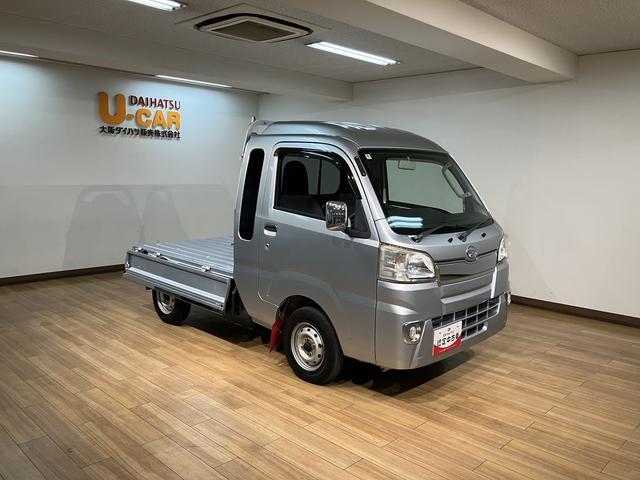 ハイゼットトラックジャンボ／４ＷＤ／５ＭＴ／パワーウインドウ／キーレス／荷台作業灯／テールゲートチェーン／マッドフラップ／フォグランプ／シートリクライニング／ＣＤチューナー／エアコン／パワステ／１年保証／（大阪府）の中古車