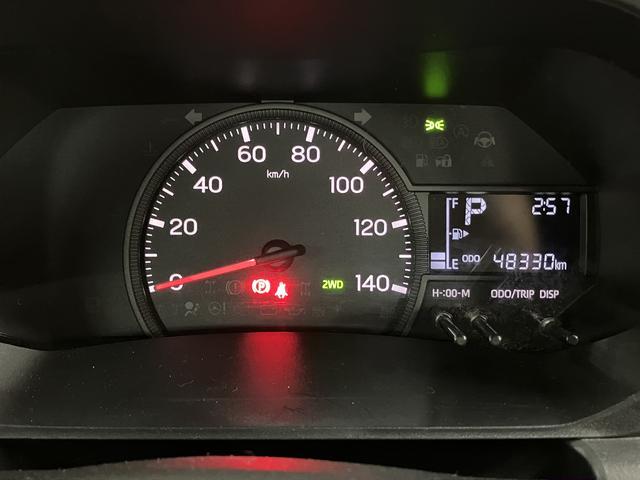 ハイゼットトラックスタンダード／４ＷＤ／ＣＶＴ／車検整備付き４ＷＤ／ＣＶＴ／令和４年式／走行４．８万キロ／ラバーマット／車検整備付き／荷台作業灯／電動式パワーステアリング／フロントシェルフ／プリントレザーシート表皮／／衝突回避軽減ブレーキ（大阪府）の中古車