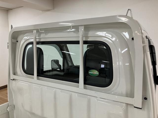 ハイゼットトラックスタンダード／２ＷＤ／５ＭＴ／ＡＭ・ＦＭラジオ／ラバーマット１年間走行距離無制限保証／走行１．８万ｋｍ／２ＷＤ／５ＭＴ／ＡＭ・ＦＭラジオ／ラバーマット／バイザー／エアコン／パワステ／ハロゲンフォグライト（大阪府）の中古車