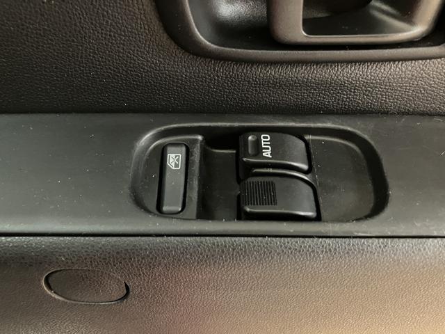 ハイゼットカーゴクルーズSAIII/1年保証/車検整備渡し/ナビ/ETC/バックカメラ/ビジネスパック/電動格納ミラー/パワーウインドウ/キーレス/LEDヘッドライト/障害物センサー/衝突軽減ブレーキ/横滑り防止装置/アイドリングストップ/オートハイビーム/フルフラット/(大阪府)の中古車