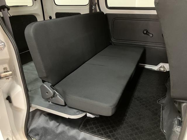ハイゼットカーゴクルーズSAIII/1年保証/車検整備渡し/ナビ/ETC/バックカメラ/ビジネスパック/電動格納ミラー/パワーウインドウ/キーレス/LEDヘッドライト/障害物センサー/衝突軽減ブレーキ/横滑り防止装置/アイドリングストップ/オートハイビーム/フルフラット/(大阪府)の中古車