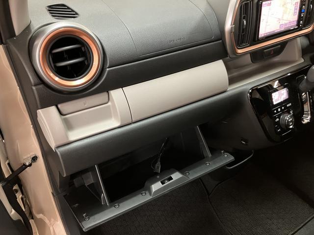 ブーンシルク　ＳＡIII／７インチナビ／パノラマモニター／ＥＴＣ新車保証継承／走行０．３万ｋｍ／７インチナビ／パノラマモニター／ＥＴＣ／ＬＥＤヘッドライト／オートライト／オートハイビーム／コーナーセンサー／ＵＳＢソケット／キーフリー／オートエアコン／車検整備渡し（大阪府）の中古車