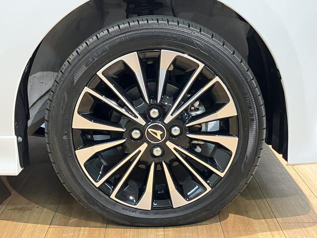 タントカスタムRS 令和7年式/走行0.3万キロ/純正ナビ令和7年式/走行0.3万キロ/25年モデル純正ナビ(NMZK−W75DE)/ターボ/パノラマモニター/キーフリー/電動パーキングブレーキ/ホールド機能/LEDヘッドライト/シートヒーター(大阪府)の中古車