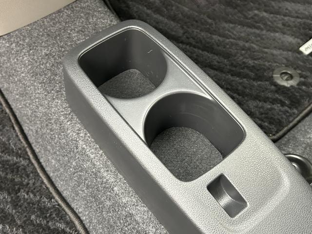 ミライースL/CDステレオ/ドライブレコーダー/キーレスエントリー平成28年式/走行7872キロ/マニュアルエアコン/手引きサイドブレーキ/ハロゲンヘッドライト/シガーソケット/アイドリングストップ/カーペットマット/ワイドバイザー(大阪府)の中古車
