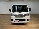 令和５年式／走行０．７万キロ／４ＷＤ（パートタイム）／５ＭＴ／ナビ／ＣＤ／ＡＭ／ＦＭ／Ｂｌｕｅｔｏｏｔｈ／バックカメラ／走行０．５万キロキーフリー／電動格納式ドアミラー／フォグランプ／（大阪府）の中古車