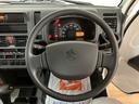 エアコン／パワステ／２ＷＤ／３ＡＴ／平成２８年式／走行１．１万キロ／荷台マット／点検整備付き／テールゲートチェーン／バイザー（大阪府）の中古車