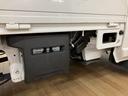 エアコン／パワステ／２ＷＤ／３ＡＴ／平成２８年式／走行１．１万キロ／荷台マット／点検整備付き／テールゲートチェーン／バイザー（大阪府）の中古車