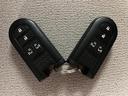 車検整備付き／平成３０年式／走行５．０万キロ／８インチナビ／パノラマモニター／ドラレコ／ＥＴＣ／ルーフキャリア／ミニライトアルミホイール／両側パワースライド／メッキガーニッシュ／ウッド調ストライプ（大阪府）の中古車