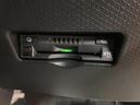 令和５年式／走行１．３万キロ／パノラマモニター／ＥＴＣ／純正ナビ（ＮＭＺＫ−Ｗ７３Ｄ）／フルセグ／Ｂｌｕｅｔｏｏｔｈ／ＵＳＢ／両側パワースライドドア／キーフリー／衝突軽減ブレーキ／シートヒーター（大阪府）の中古車