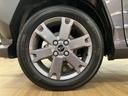 元試乗車／令和７年式／走行１１３キロ／新車保証継承／１５インチアルミホイール／キーフリー／ＬＥＤヘッドライト／電動パーキングブレーキ／ホールド機能／カーペットマット／シートヒーター／衝突軽減ブレーキ／（大阪府）の中古車