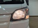 １年間走行距離無制限保証／走行１．８万ｋｍ／２ＷＤ／５ＭＴ／ＡＭ・ＦＭラジオ／ラバーマット／バイザー／エアコン／パワステ／ハロゲンフォグライト（大阪府）の中古車