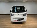 １年間走行距離無制限保証／走行１．８万ｋｍ／２ＷＤ／５ＭＴ／ＡＭ・ＦＭラジオ／ラバーマット／バイザー／エアコン／パワステ／ハロゲンフォグライト（大阪府）の中古車