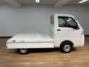 １年間走行距離無制限保証／走行１．８万ｋｍ／２ＷＤ／５ＭＴ／ＡＭ・ＦＭラジオ／ラバーマット／バイザー／エアコン／パワステ／ハロゲンフォグライト（大阪府）の中古車