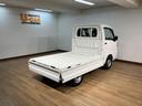 １年間走行距離無制限保証／走行１．８万ｋｍ／２ＷＤ／５ＭＴ／ＡＭ・ＦＭラジオ／ラバーマット／バイザー／エアコン／パワステ／ハロゲンフォグライト（大阪府）の中古車