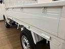 １年間走行距離無制限保証／走行１．８万ｋｍ／２ＷＤ／５ＭＴ／ＡＭ・ＦＭラジオ／ラバーマット／バイザー／エアコン／パワステ／ハロゲンフォグライト（大阪府）の中古車