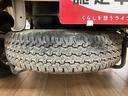 １年間走行距離無制限保証／走行１．８万ｋｍ／２ＷＤ／５ＭＴ／ＡＭ・ＦＭラジオ／ラバーマット／バイザー／エアコン／パワステ／ハロゲンフォグライト（大阪府）の中古車