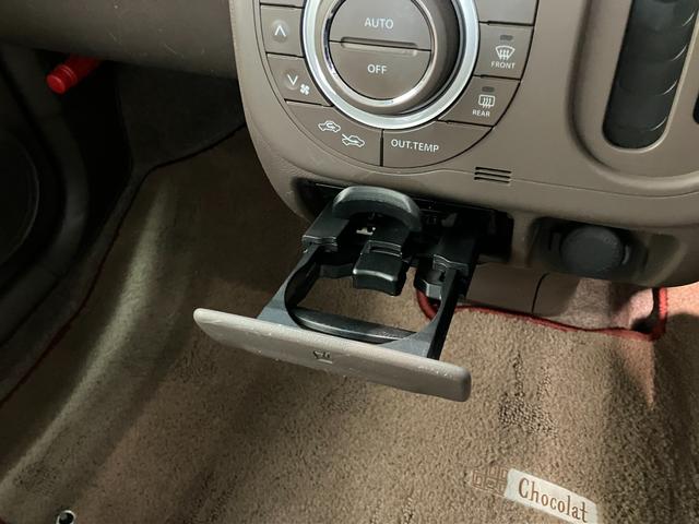 アルトラパンショコラＸ　スマートキー　ワンセグナビ　車検整備付ＨＩＤライト　スマートキー　オートエアコン　ワンセグナビ　ＤＶＤ　ＥＴＣ車載器（滋賀県）の中古車