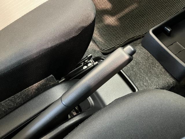 ミライースＬ　ＳＡIII　ＣＤステレオ　キーレス　コーナーセンサー衝突被害軽減ブレーキ　コーナーセンサー　バックカメラ（ナビ装着時用）　ＣＤステレオ　オートライト　マニュアルレベリング　マニュアルエアコン　キーレスエントリー　デジタルメーター　エコアイドル（滋賀県）の中古車