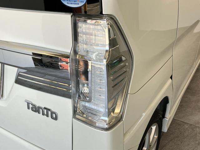 タントカスタムＸ　トップエディションＳＡ　ＣＤステレオ　ドラレコ衝突被害軽減ブレーキ　ＣＤステレオ　バックカメラ　ドラレコ　バックカメラ（ナビ装着用）　ＬＥＤヘッド　オートライト　左側電動スライドドア　オートエアコン　スマートキー　電動格納式ミラー　エコアイドル（滋賀県）の中古車