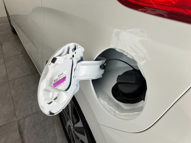 フリード＋Ｇ・ホンダセンシング　９型ナビ　レーダークルコン追突被害軽減ブレーキ　スマートキー　前席シートヒーター　９型フルセグナビ　ＤＶＤ　Ｂｌｕｅｔｏｏｔｈ　ＵＳＢ　ＭＳＶ　ナビ連動ドラレコ　レーダークルーズコントロール　両側電動スライドドア（滋賀県）の中古車