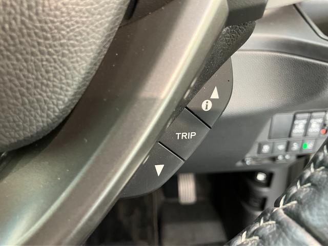 フリード＋Ｇ・ホンダセンシング　９型ナビ　レーダークルコン追突被害軽減ブレーキ　スマートキー　前席シートヒーター　９型フルセグナビ　ＤＶＤ　Ｂｌｕｅｔｏｏｔｈ　ＵＳＢ　ＭＳＶ　ナビ連動ドラレコ　レーダークルーズコントロール　両側電動スライドドア（滋賀県）の中古車