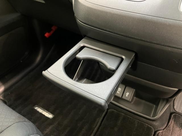 フリード＋Ｇ・ホンダセンシング　９型ナビ　レーダークルコン追突被害軽減ブレーキ　スマートキー　前席シートヒーター　９型フルセグナビ　ＤＶＤ　Ｂｌｕｅｔｏｏｔｈ　ＵＳＢ　ＭＳＶ　ナビ連動ドラレコ　レーダークルーズコントロール　両側電動スライドドア（滋賀県）の中古車