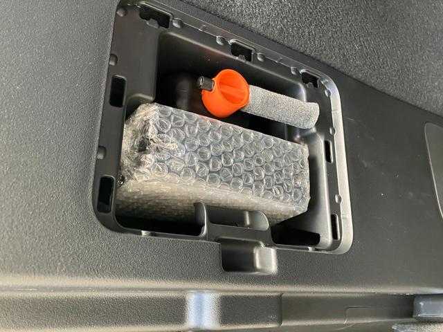 フリード＋Ｇ・ホンダセンシング　９型ナビ　レーダークルコン追突被害軽減ブレーキ　スマートキー　前席シートヒーター　９型フルセグナビ　ＤＶＤ　Ｂｌｕｅｔｏｏｔｈ　ＵＳＢ　ＭＳＶ　ナビ連動ドラレコ　レーダークルーズコントロール　両側電動スライドドア（滋賀県）の中古車