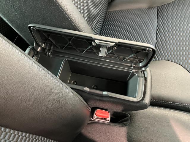 タントカスタムＲＳ　ターボ　フルセグナビ　バックカメラ衝突被害軽減ブレーキ　コーナーセンサー　フルセグナビ　Ｂｌｕｅｔｏｏｔｈ　ＤＶＤ再生　ＵＳＢ　バックカメラ　両側電動スライドドア　前席シートヒーター　ＬＥＤ　オートライト　スマートキー　エコアイドル（滋賀県）の中古車