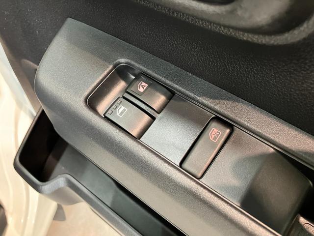 ハイゼットカーゴDX 4WD CVT コーナーセンサー ドラレコ キーレス衝突被害軽減ブレーキ スマアシ コーナーセンサー 前席パワーウインドウ AM/FMステレオ 両側スライドドア オートライト マニュアルレベリング パートタイム4WD(滋賀県)の中古車