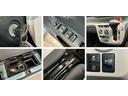 追突被害軽減ブレーキ　スマアシ３　コーナーセンサー　ＬＥＤ　キーレス　エコアイドル　フルセグナビ　ＤＶＤ　Ｂｌｕｅｔｏｏｔｈ　ＵＳＢ　バックカメラ　ナビ連動ドラレコ（滋賀県）の中古車