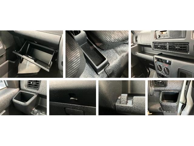 ハイゼットカーゴＤＸ　４ＷＤ　ＣＶＴ車　キーレス　前席パワーウインドウ追突被害軽減ブレーキ　スマアシ　コーナーセンサー　キーレス　前席パワーウインドウ　ＡＭ／ＦＭステレオ　両側スライドドア　パートタイム４ＷＤ（滋賀県）の中古車