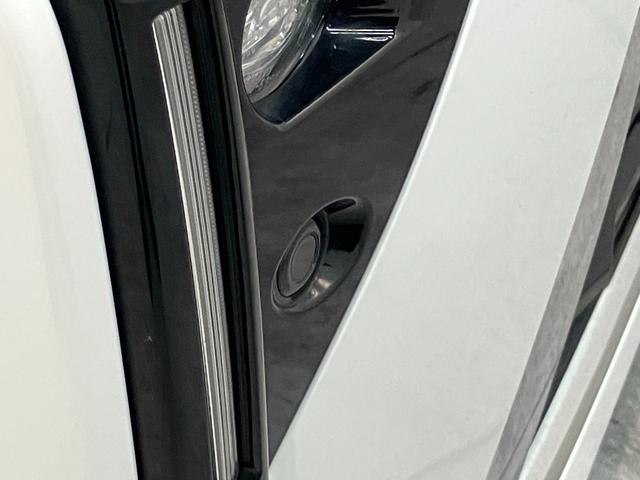 タントカスタムＸ　ＣＤステレオ　コーナーセンサー　シートヒーター衝突被害軽減ブレーキ　コーナーセンサー　ＣＤステレオ　バックカメラ（ナビ装着時用）　両側電動スライドドア　前席シートヒーター　電動パーキングブレーキ　ＬＥＤ　オートライト　オートエアコン　エコアイドル（滋賀県）の中古車