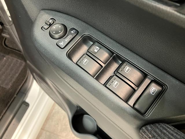 ムーヴＧ　９型ディスプレイオーディオ　バックカメラ　左側パワスラ衝突被害軽減ブレーキ　コーナーセンサー　９型ディスプレイオーディオ　フルセグ　バックカメラ　Ｂｌｕｅｔｏｏｔｈ　ＵＳＢ　左側電動スライドドア　ＬＥＤ　ワイヤレス充電器　スマートキー　エコアイドル（滋賀県）の中古車